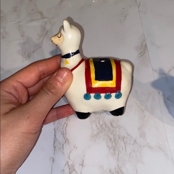 Llama salt and pepper shakers - Picture 3 of 4